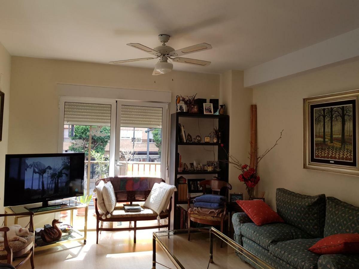 Habitacion Privada A 1500 Metros De La Playa Alloggio in famiglia Valenza